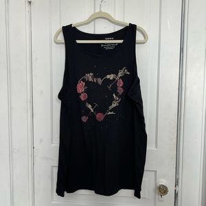 Torrid size 4 Black Rose Heart Tank